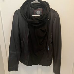 Versatile Vince Camuto Luxe Leather Jacket - Cowl Neck / Shawl Option